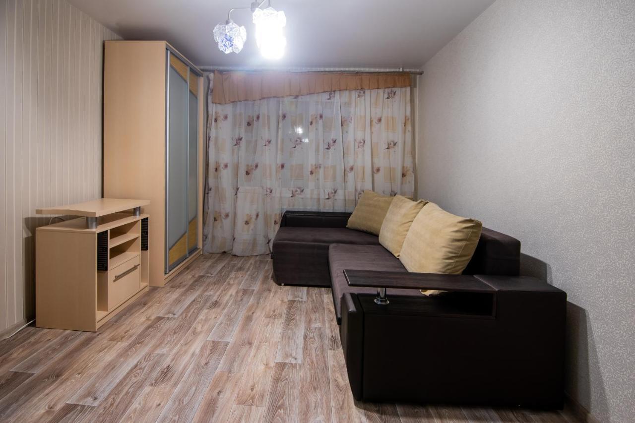 Apartment Street Trostyanetskaya 基輔 外观 照片